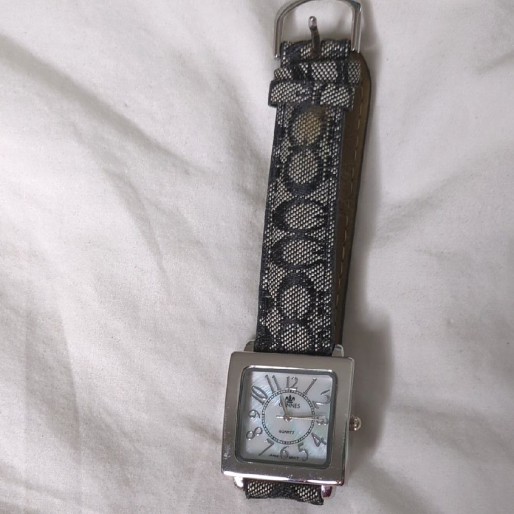 Cannes Square Watch - Black and Silver